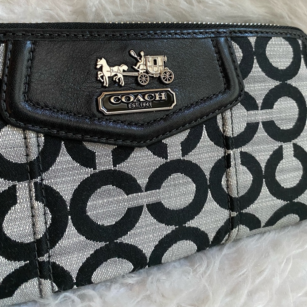 NWT Coach Madison Op Shant Accordian Zipper Wallet 45411 - Picture 3 of 13